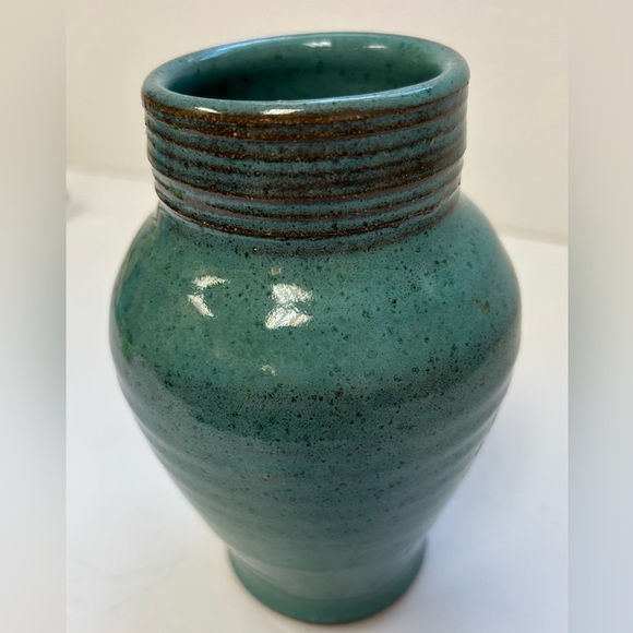 Vintage Studio Art Pottery Vase Green Incised Signed Rubenstein 89 - Picture 2 of 6